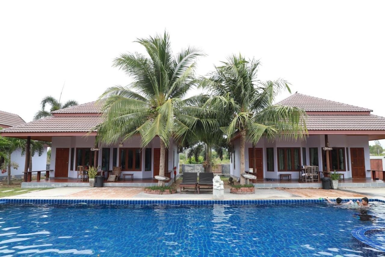 Waterside Resort Pran Buri Eksteriør billede
