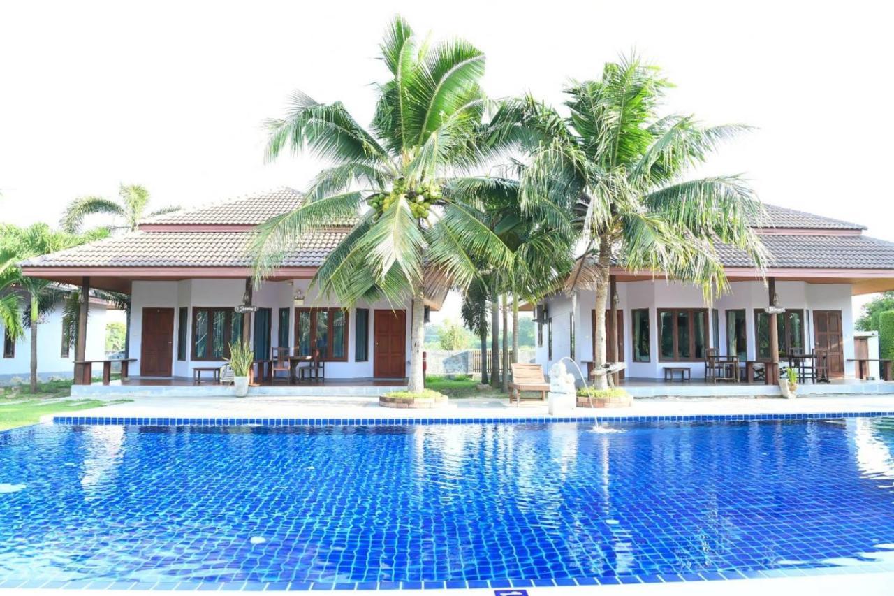 Waterside Resort Pran Buri Eksteriør billede